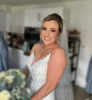 Beautiful bride @iamchar_lucy who married at @smeethamhallbarn 💖 
#bridalmakeup #bridalmakeupartist #bridalmua #bridalhair #bridalhairstyle #bridalhairstylist #bridalupdo #weddingmakeup #weddingmakeupartist #weddingmua #weddinghair #weddinghairstyle #weddinghairstylist #smeethamhallbarn #essexwedding #essexweddinghairstylist #essexweddingmakeup #essexweddingmakeupartist #essexweddingmua