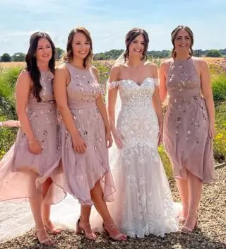 Danielle and her bridesmaids from Saturdays wedding at @captainswoodbarn 💕 Hair by @makeupbysianuk 
#bridalmakeup #bridalmakeupartist #bridalmua #weddingmakeup #weddingmakeupartist #weddingmua #essexwedding #essexbride #essexweddingmakeup #essexweddingmakeupartist #essexweddingmua #blush #softglam #summerwedding #bridalpartymakeup #bridalpartymua
